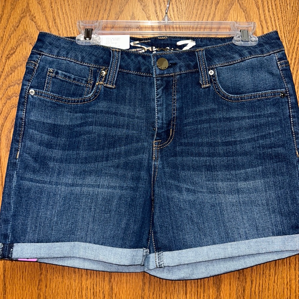 NWT Seven7 jean shorts size 6